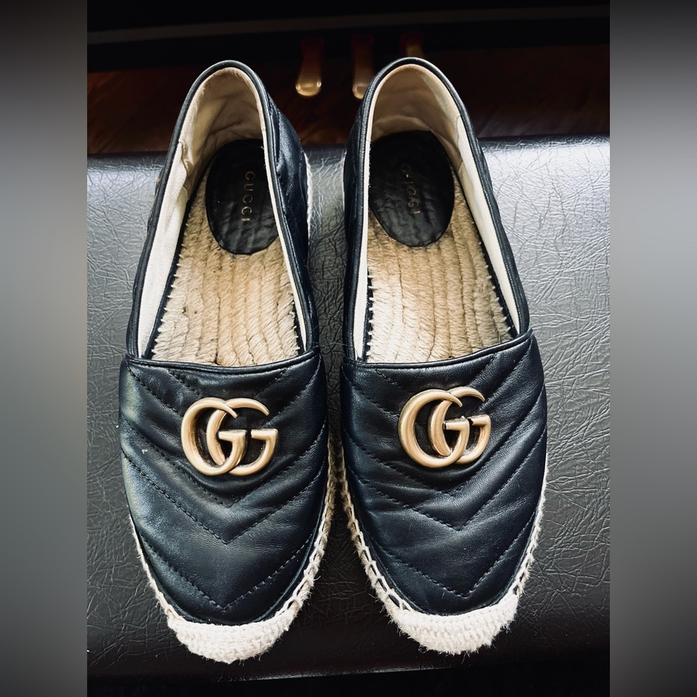 Gucci Black and Gold Espadrille Flats